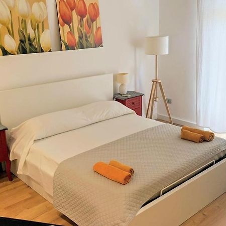 مبيت وإفطار Living Cagliari Marina المظهر الخارجي الصورة