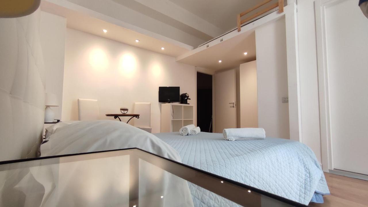 مبيت وإفطار Living Cagliari Marina المظهر الخارجي الصورة