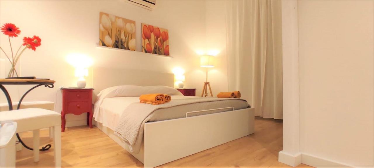 مبيت وإفطار Living Cagliari Marina المظهر الخارجي الصورة